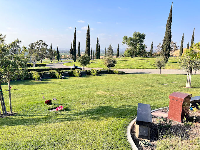 Crestlawn Memorial Park (Pierce Brothers) - Riverside