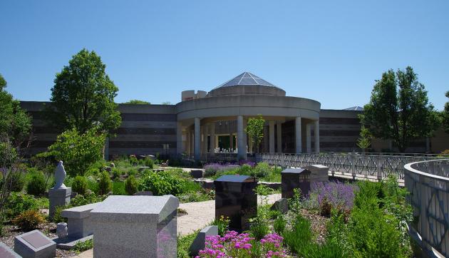 All Saints Catholic Cemetery and Mausoleum - Des Plaines – Eturnal Rest