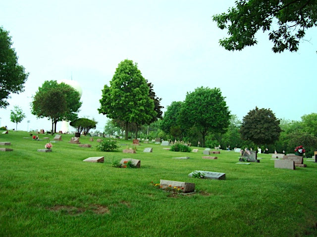 Forest Hill Cemetery - Pewaukee