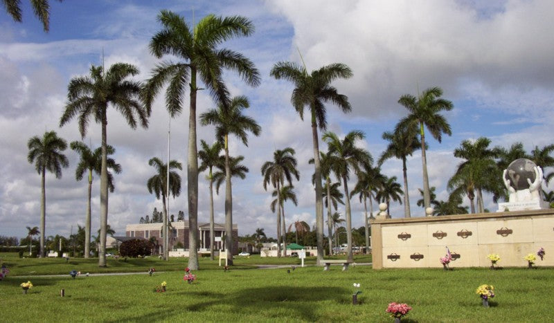 Palm Beach Memorial Park - Lantana