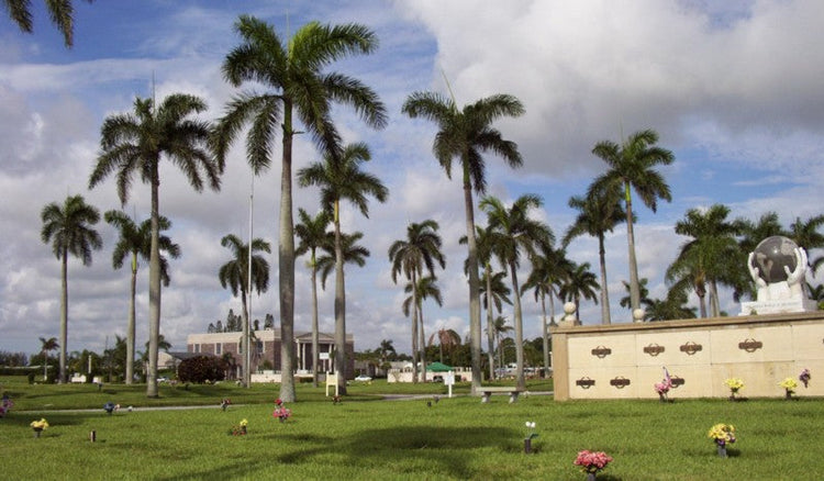 Palm Beach Memorial Park - Lantana