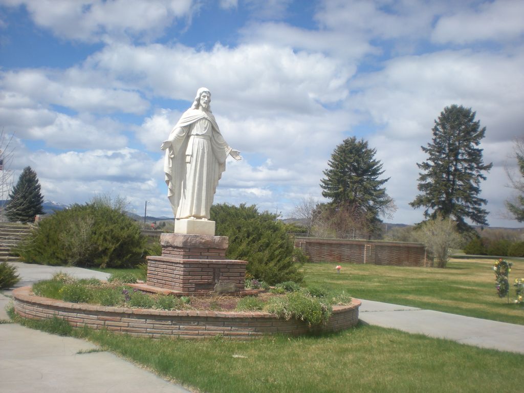 Sunset Memorial Gardens - Helena