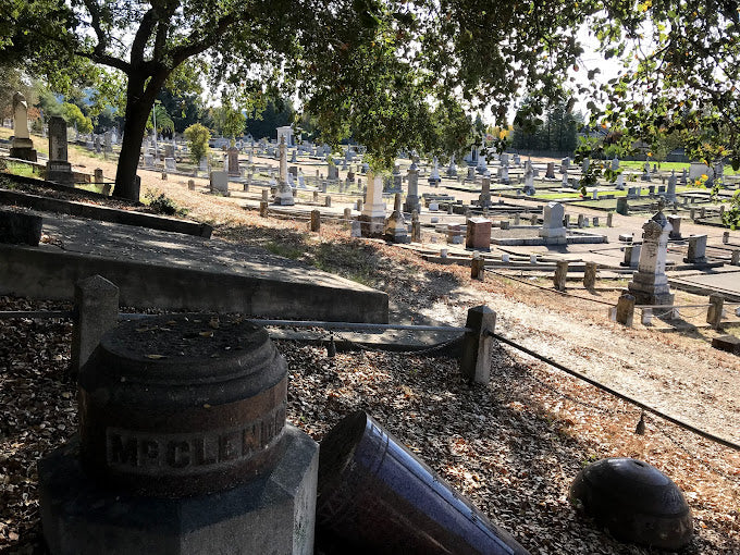 Oak Mound Cemetery - Healdsburg
