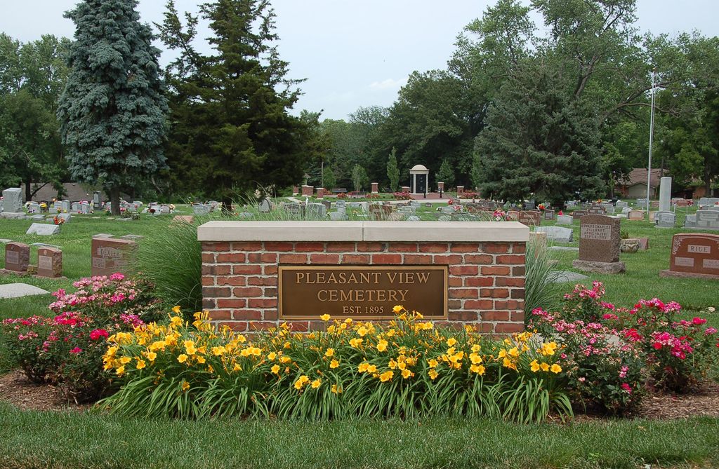 Pleasant View Cemetery - Shawnee Mission