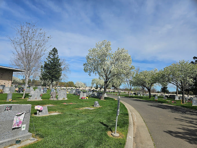 Elk Grove Memorial Park (East Lawn) - Elk Grove