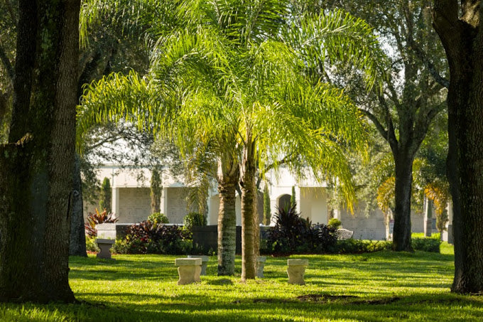 Eternal Light Memorial Gardens - Boynton Beach