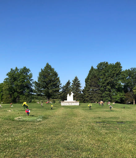 Chapel Hill Memorial Cemetery - Grand Rapids