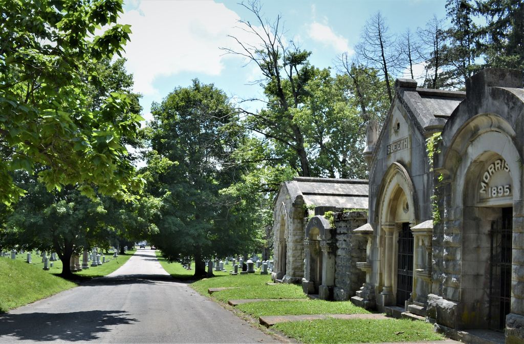 Forest Hill Cemetery - Shelbyville