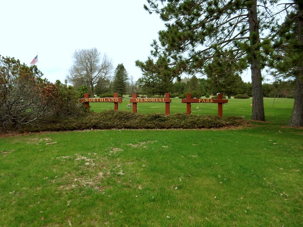 Northland Memorial Park - Rhinelander