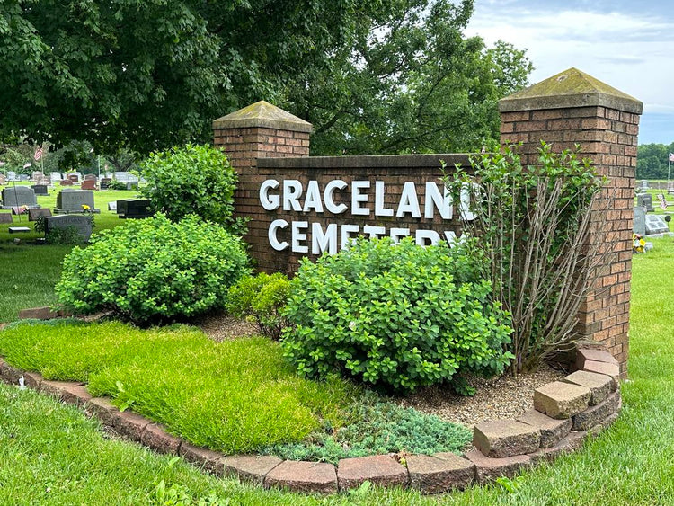 Graceland Cemetery - Fairbury