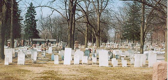 Oakwood Cemetery - Warsaw