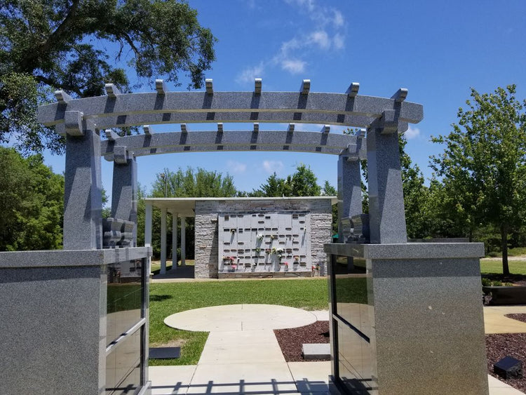 Rose Lawn Cemetery - Gulf Breeze