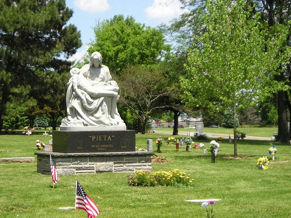 Resurrection Mausoleum and Cemetery - Peoria