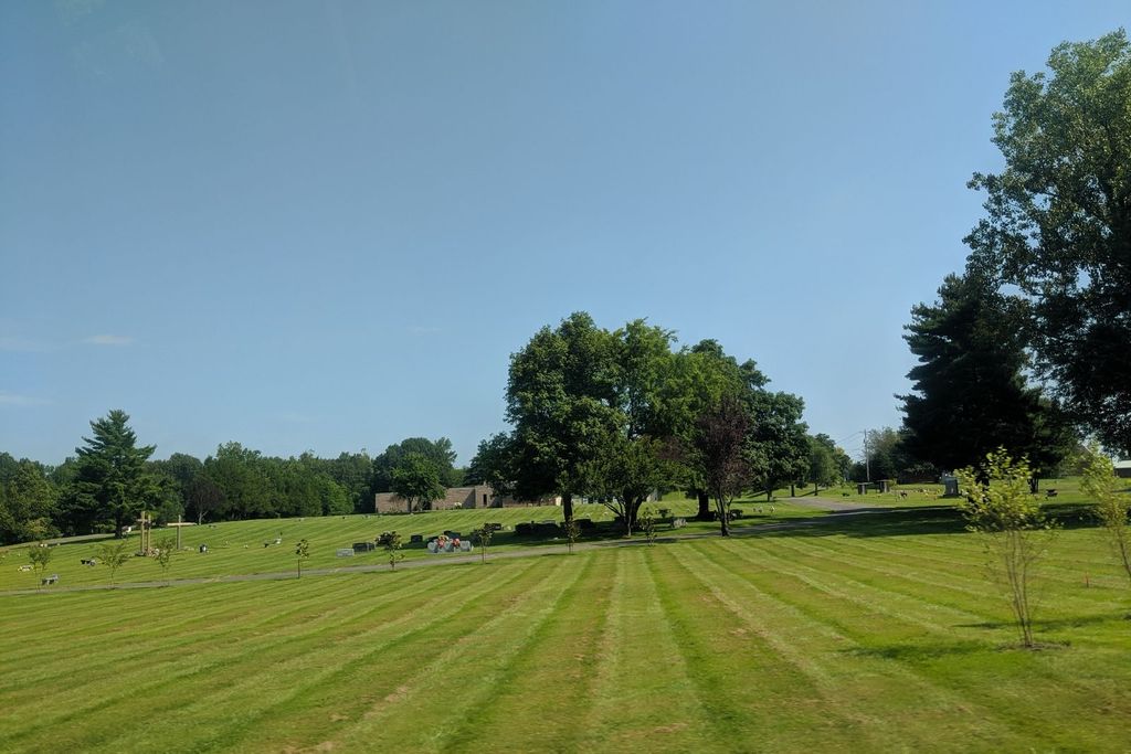 Brook Hill Memorial Gardens - Paducah