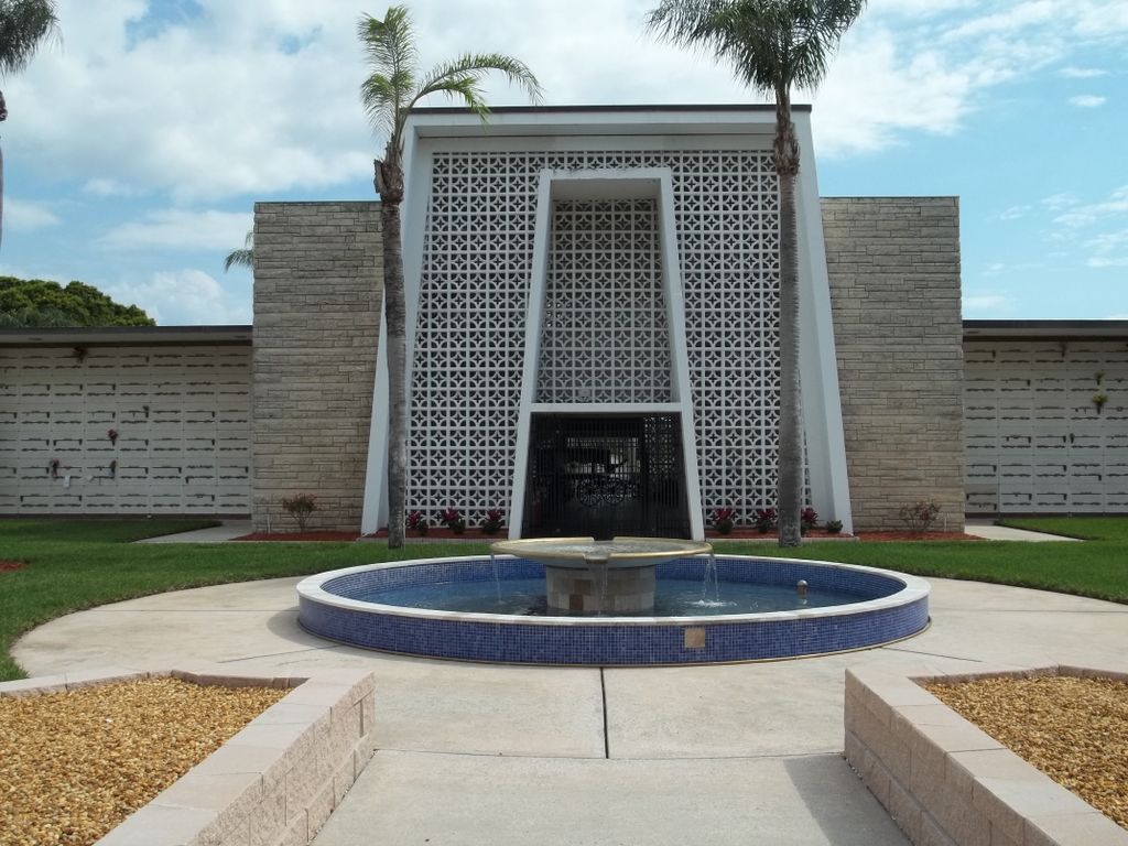Memorial Park Cemetery - St. Petersburg
