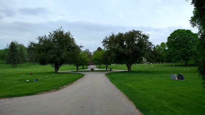 Memory Gardens Cemetery - Iowa City