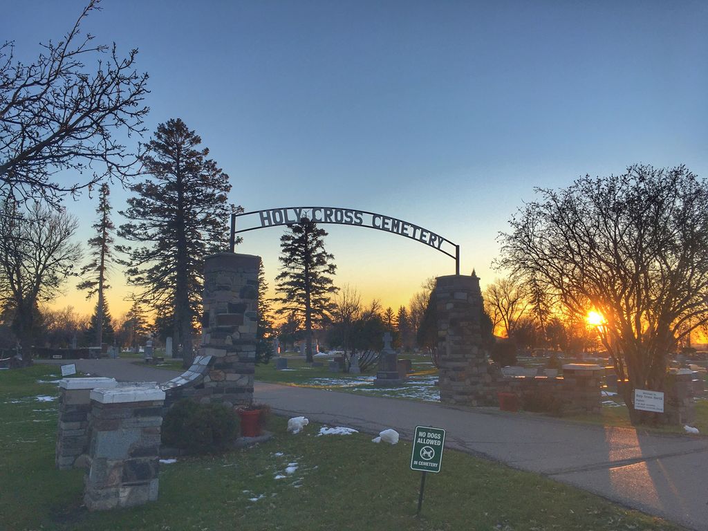 Holy Cross Cemetery North - Fargo