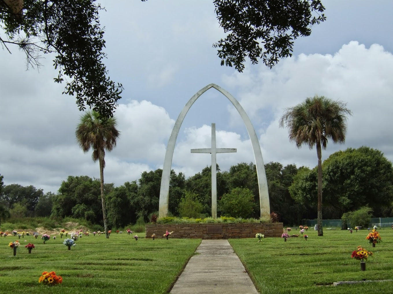 Sunset Memorial Gardens - Thonotosassa