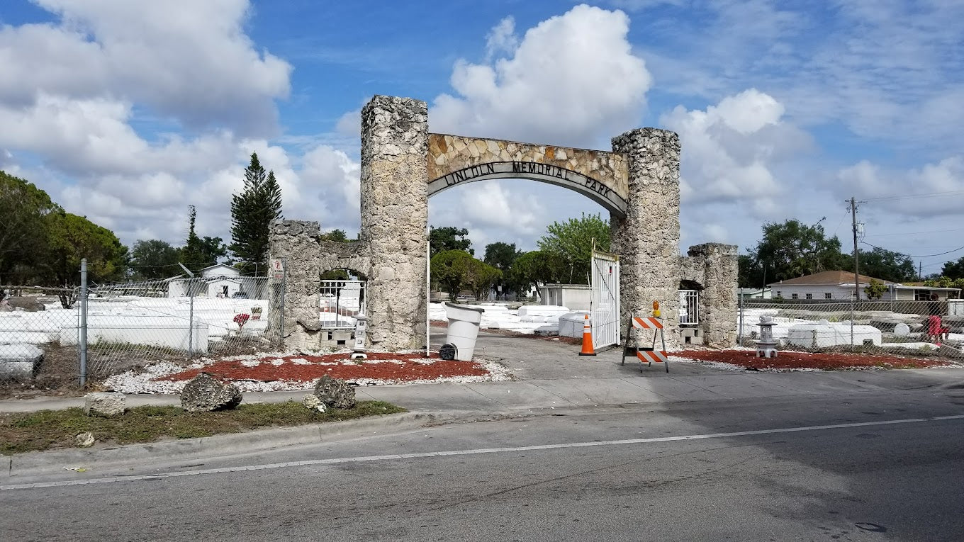 Lincoln Memorial Park - Miami