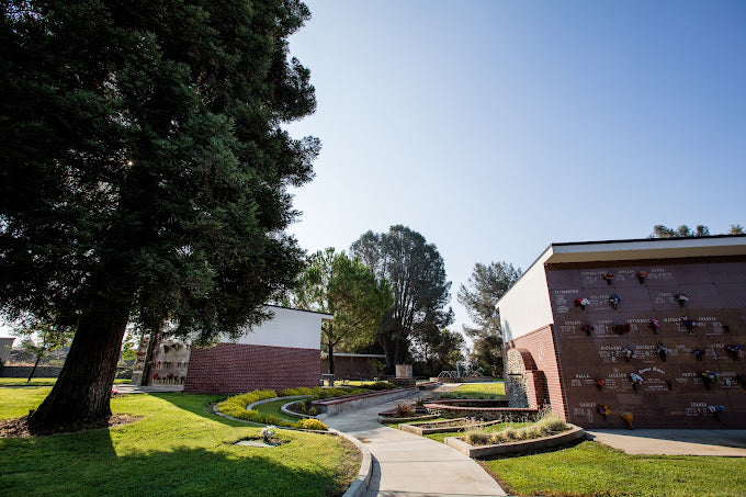 Lakeside Memorial Lawn Cemetery - Folsom