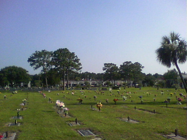 Forest Lawn Memorial Cemetery - Panama City