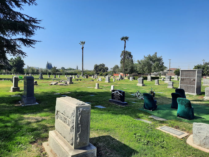 La Verne Cemetery - La Verne