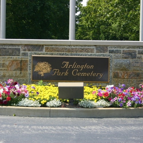 Arlington Park Cemetery - Greenfield