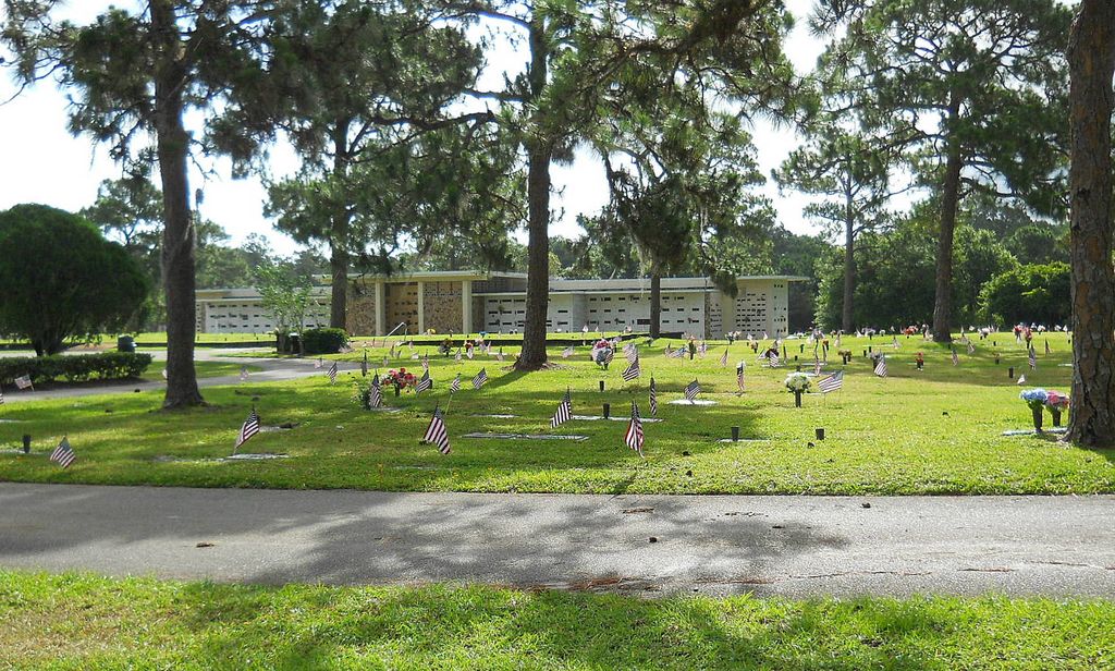Fountainhead Memorial Park - Palm Bay