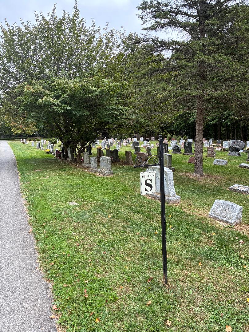 Multiple Graves for Sale – Wappingers Falls Rural Cemetery (2 Spots, Section S, Lot 333):RM-6538