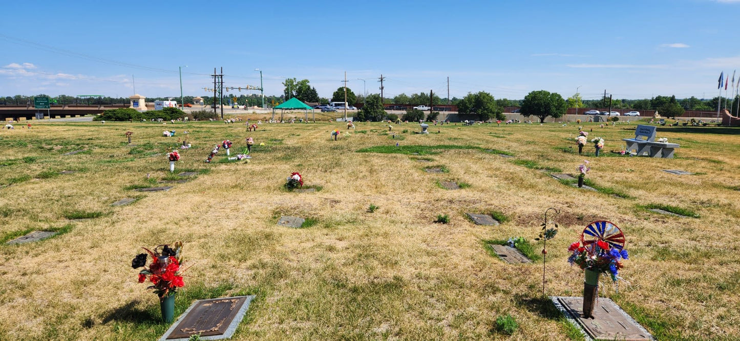 Multiple Graves for Sale – OLINGER CEMETERY (2 Spots, Plots 191-D 1 & 2 @ Garden of Roses)