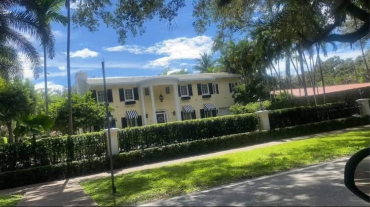 Multiple Graves for Sale – Miami Memorial Park Cemetery - Miami (3 Spots, Lot 15 space 1 and 2, Lot 18 space 2)